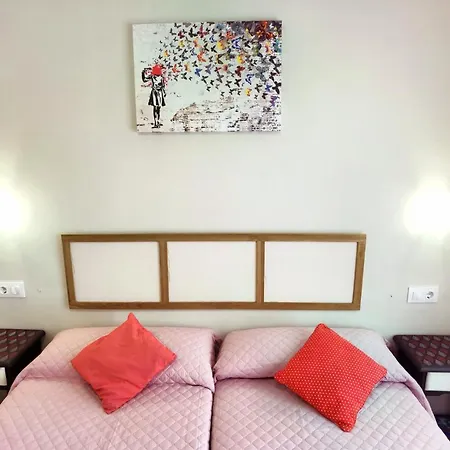 Rigau Guest house *